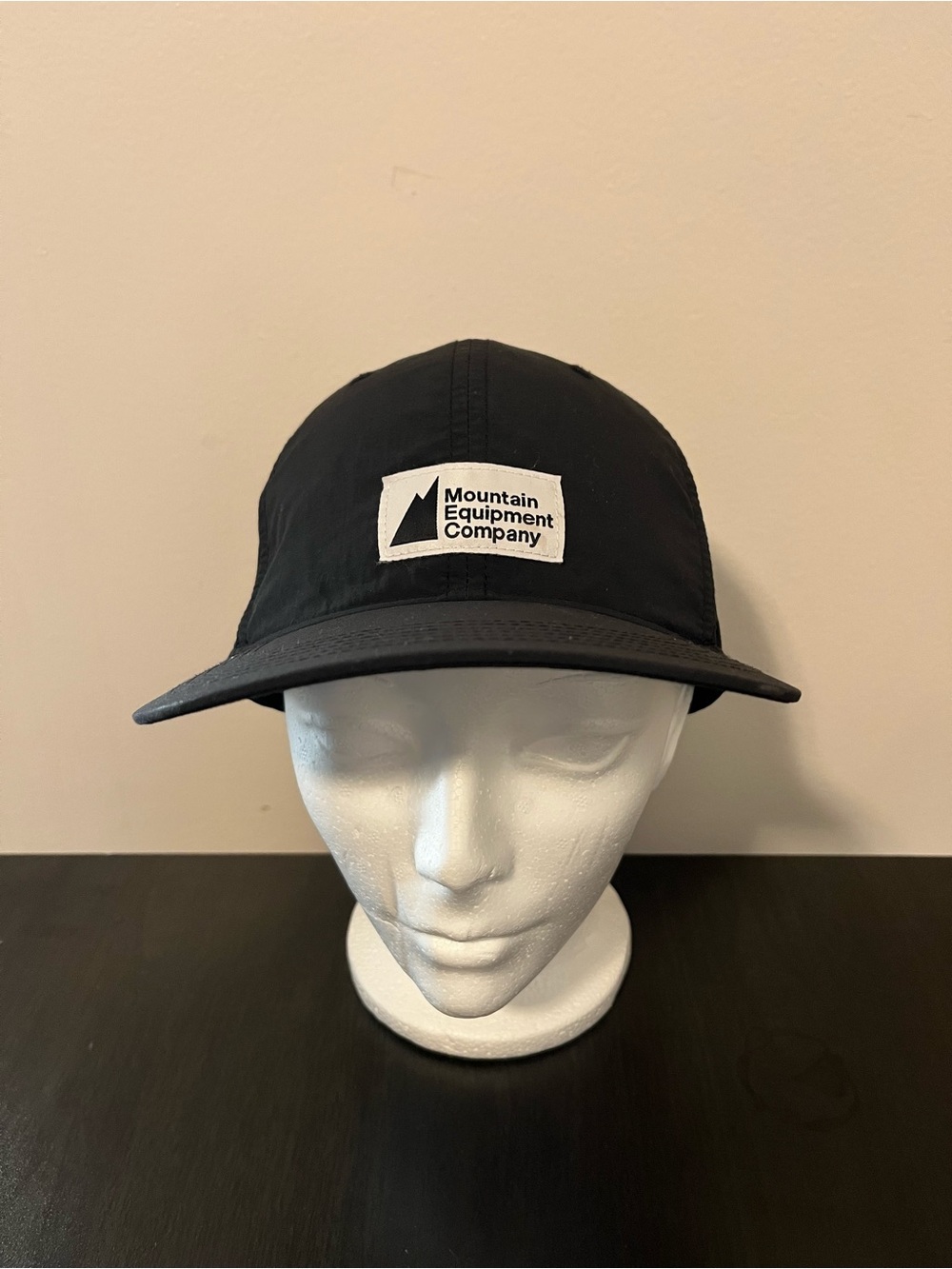 Mountain Equipment Company Black Hiking Hat